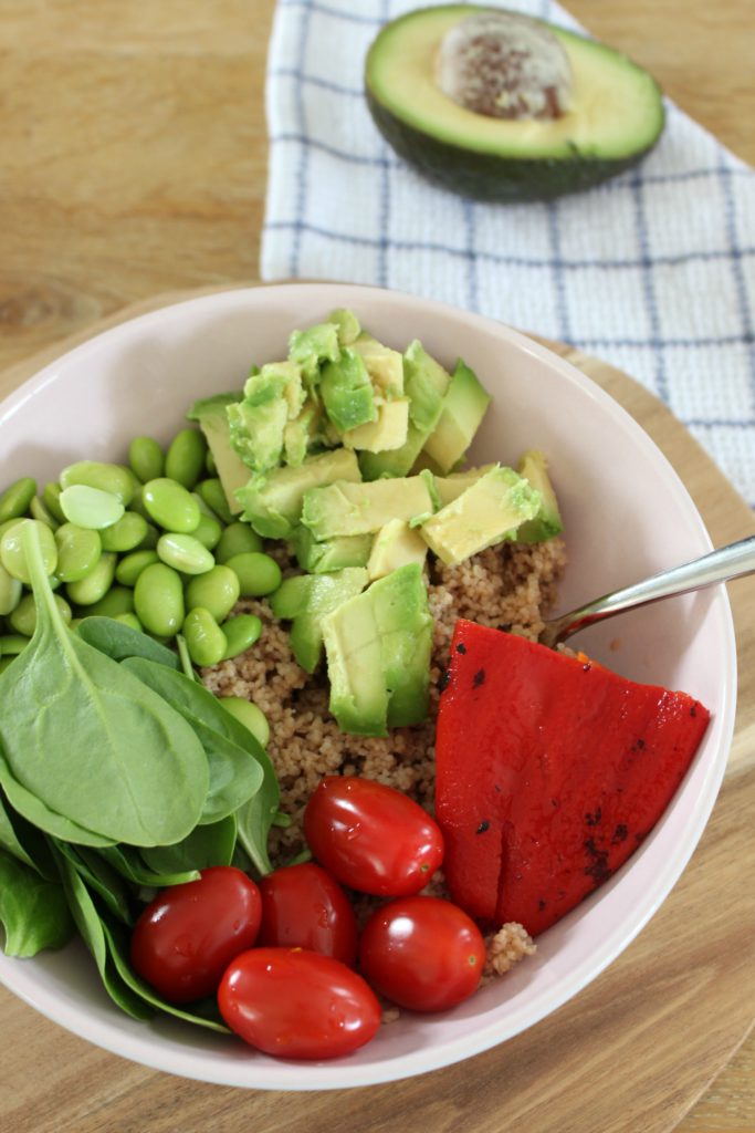 Salade met cousous en avocado