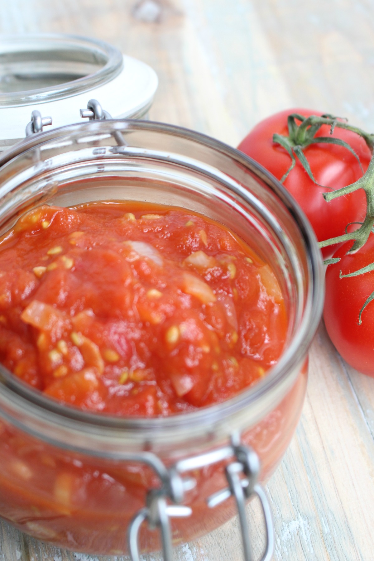 Tomatensaus in potje