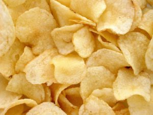 chips potatoes 1418192 640