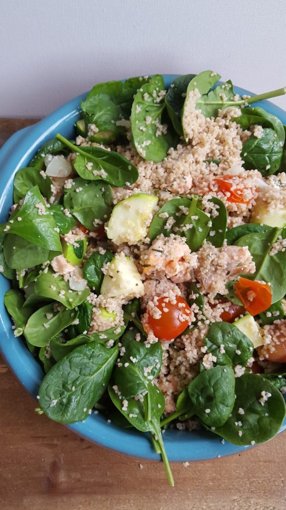 recept voor quinoa salade met zalm en groenten