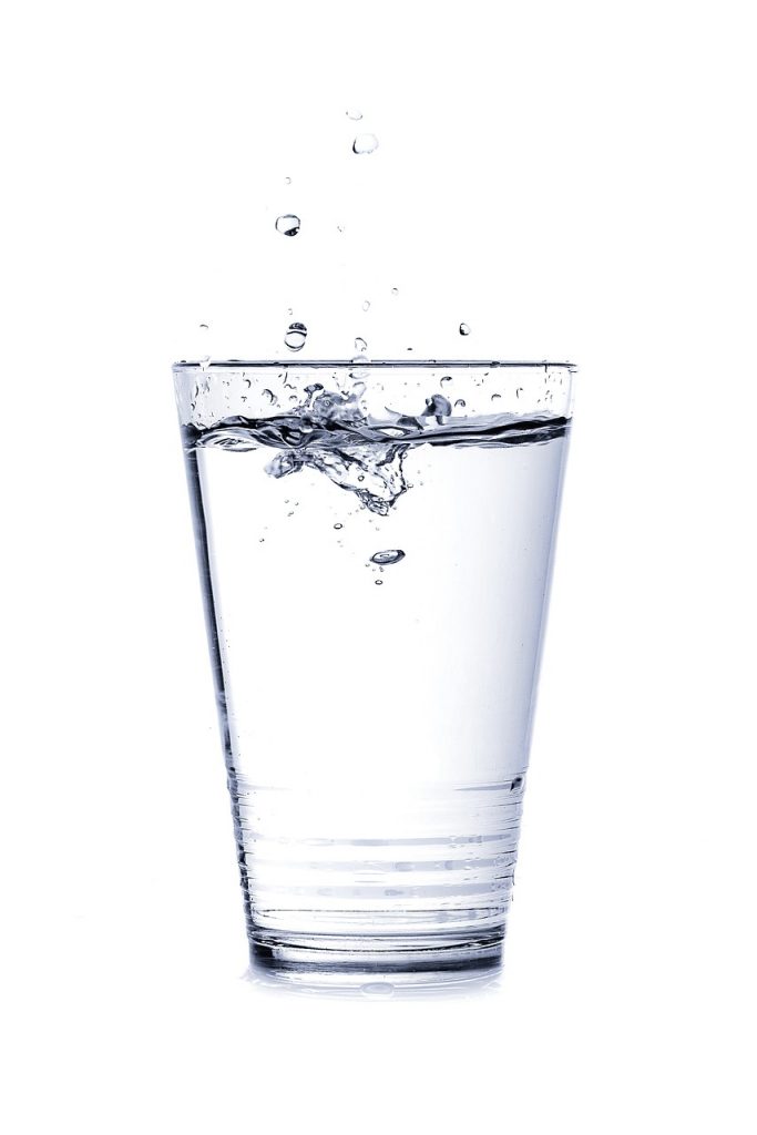 Glas water - artikel over bulk drinken