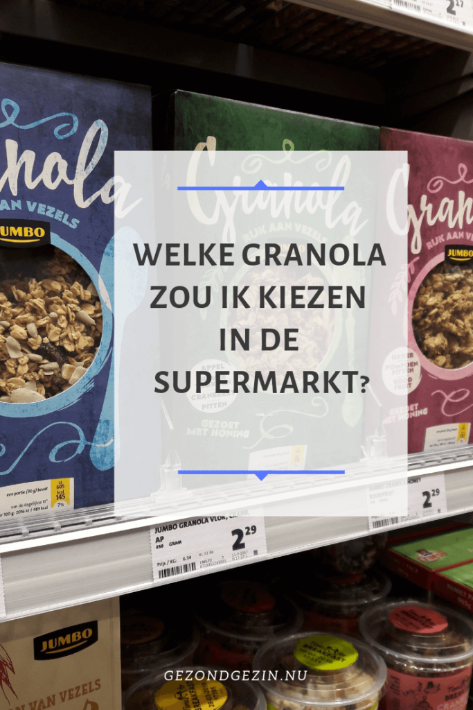 schap met granola in de supermarkt