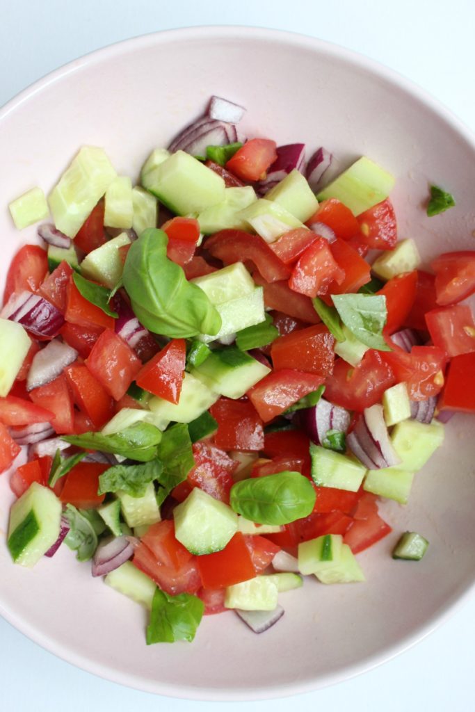 tomaten komkommersalade