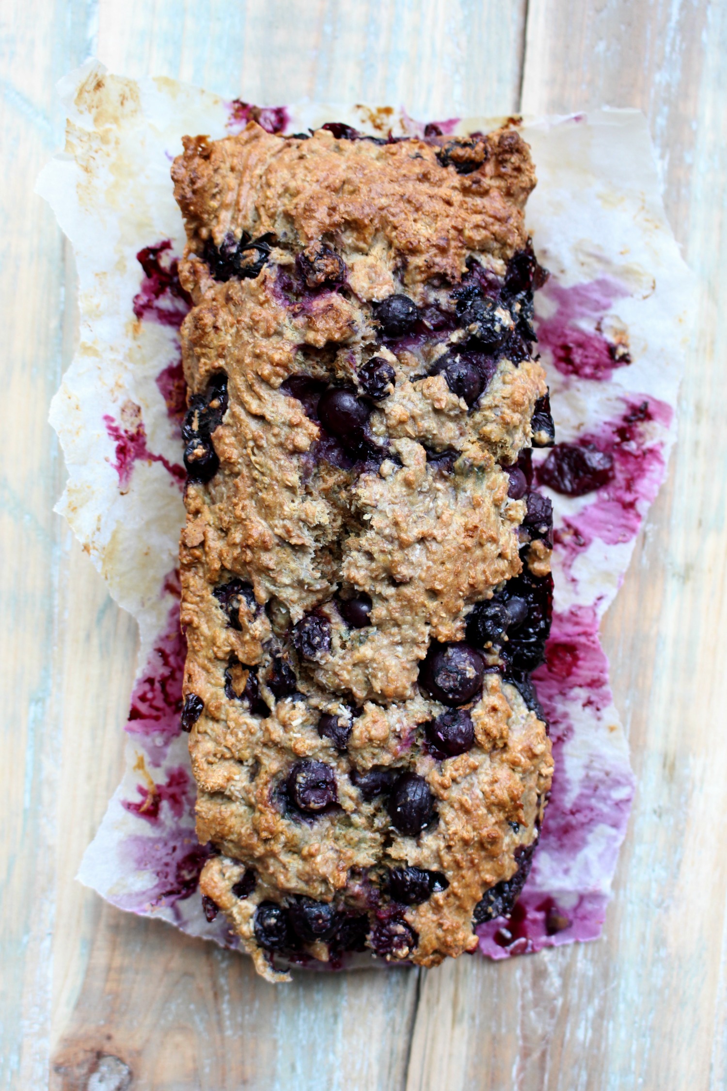 zoet speltbrood met bosbessen