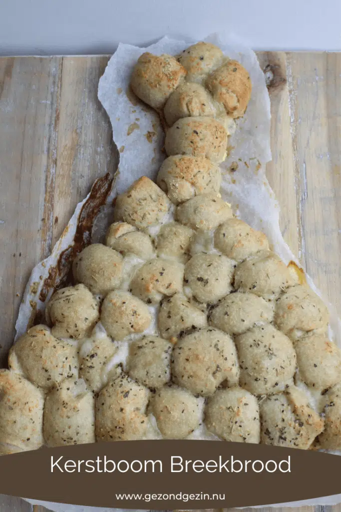 afbeelding van kerstboom afbreekbrood om te pinnen op Pinterest
