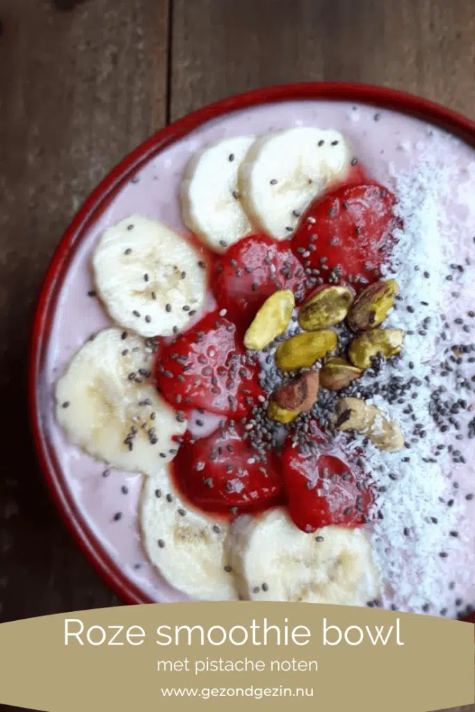 Afbeelding van smoothie bowl om te pinnen op pinterest
