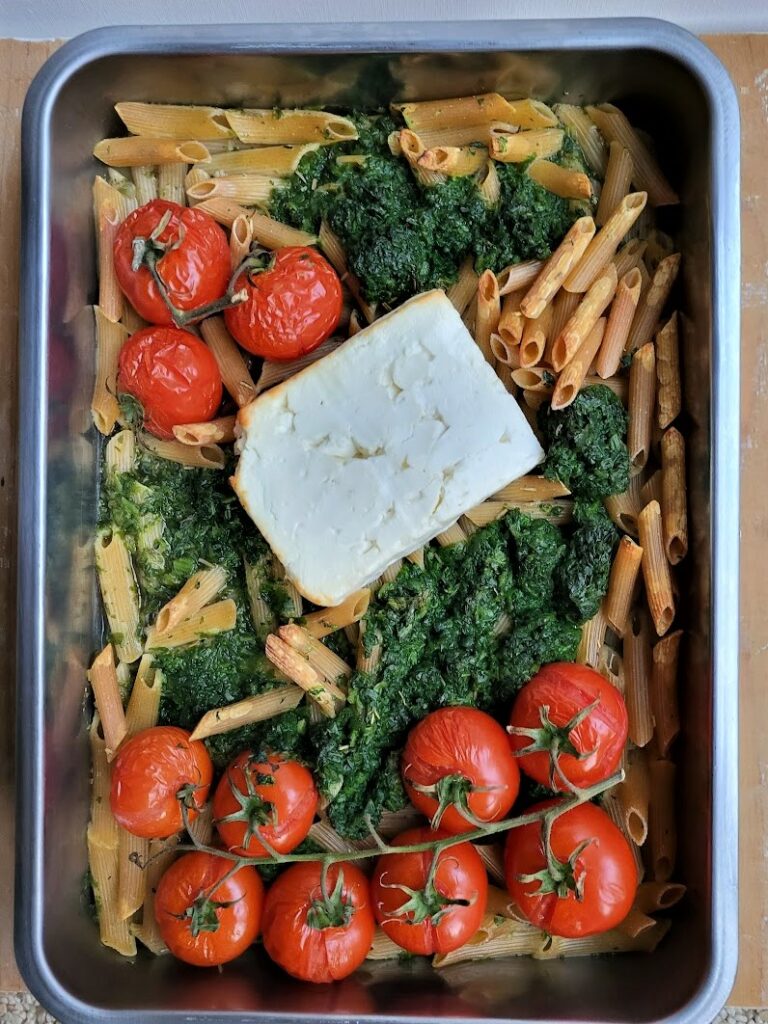 Pasta uit de oven met spinazie tomaat en feta 3