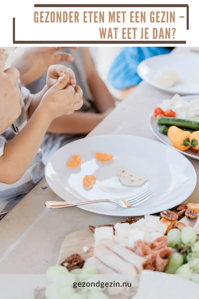 afbeelding met etend gezin om te bewaren op Pinterest