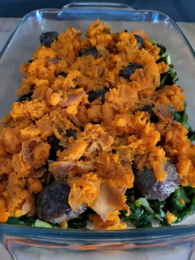 Ovenschotel met andijvie, zoete aardappel en gehaktballetjes (1)